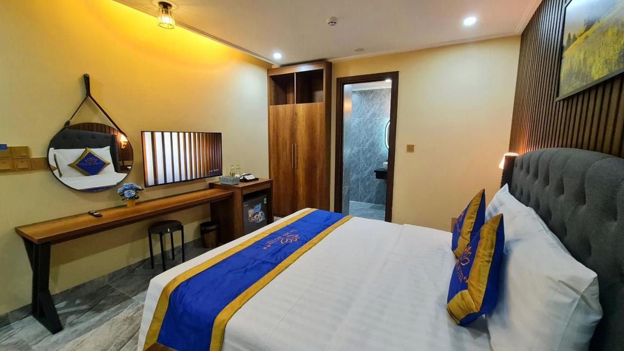 La Mia Lakeview Hotel Pleiku Exterior foto
