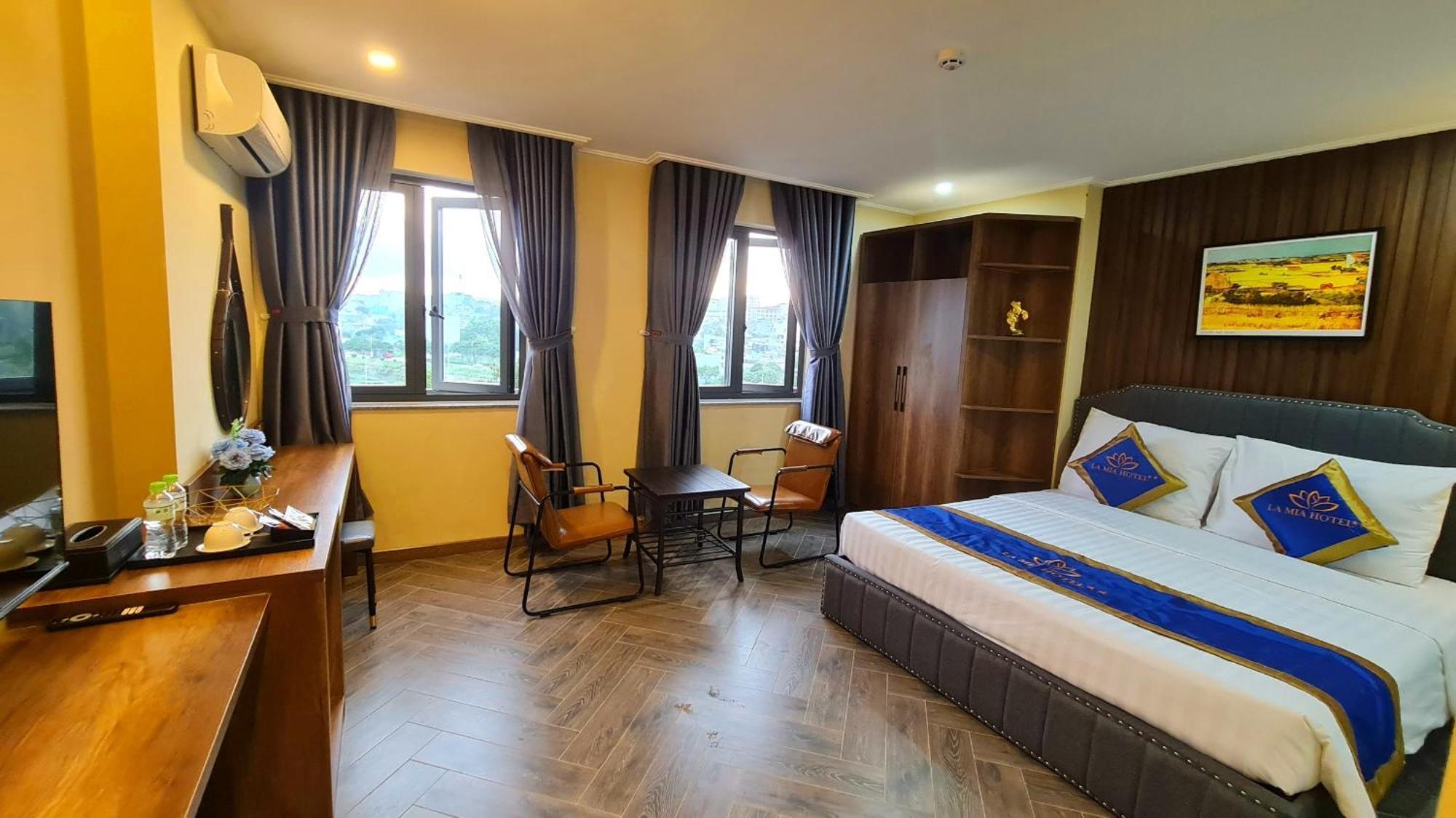 La Mia Lakeview Hotel Pleiku Exterior foto